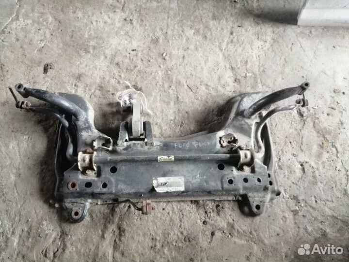 Балка Ford Fusion