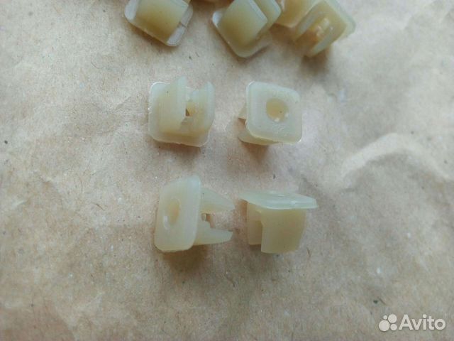 Клипсы номерного знака ваз 2101-2103