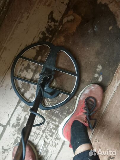 Металлоискатель quest x5