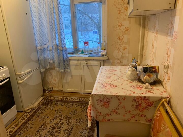 3-к. квартира, 60 м², 3/5 эт.
