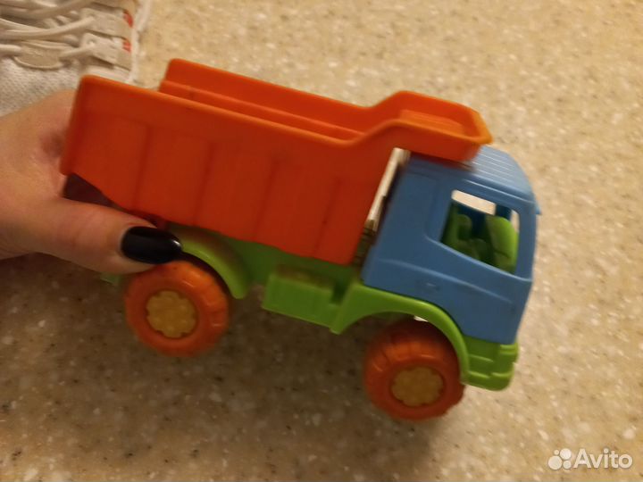 Детские игрушки