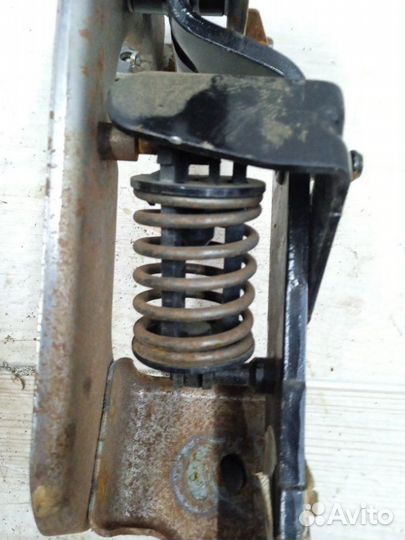 Педаль сцепления Nissan Qashqai J10 MR20DE 2008