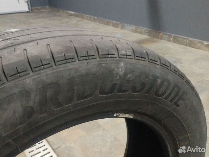 Bridgestone Alenza H/L 33 225/60 R18