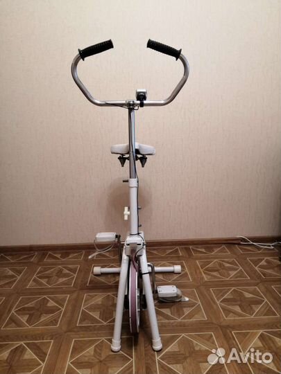 Велотренажер