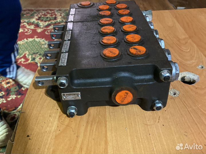 Гидрораспределитель рх 346 6 секций Болгария