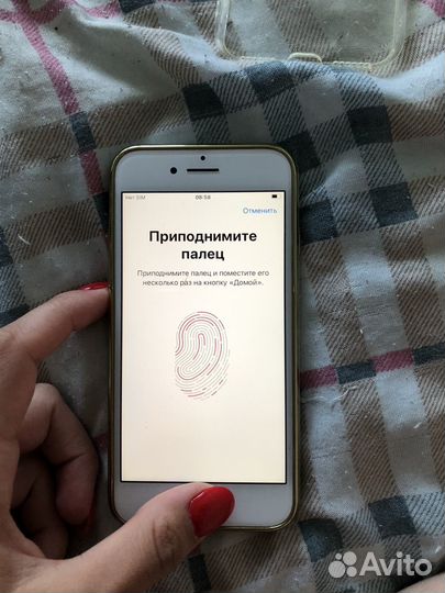 iPhone 7, 32 ГБ