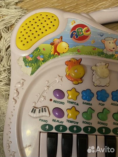 Развивающее пианино Simba и еще одно маленькое