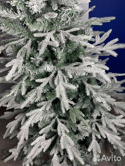 Елка новогодняя