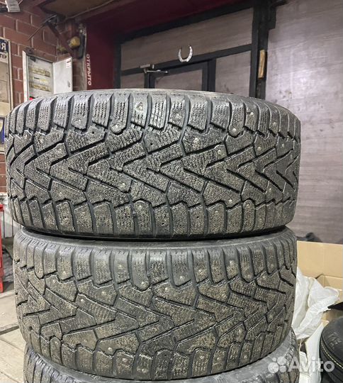 Pirelli Ice Zero 225/45 R17