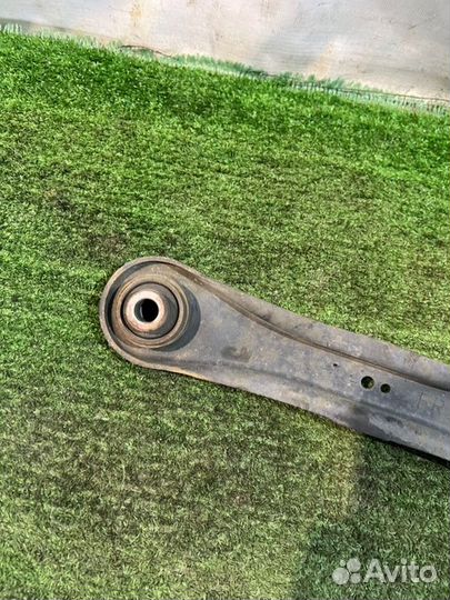 Рычаг задний левый Mitsubishi Outlander GG2W 4B11