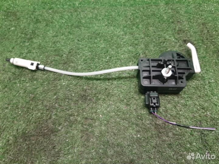 Замок лючка бензобака Lexus GS 450H 2007