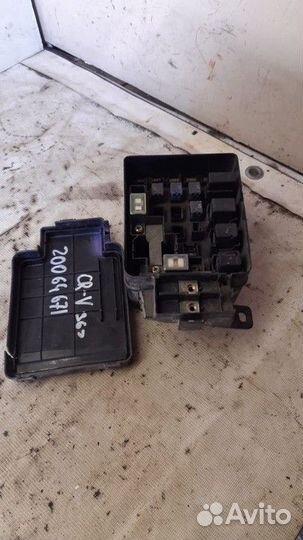 Блок предохранителей подкапоптый Honda CR-V