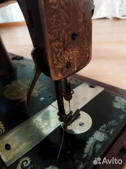 Швейная машина ручная 