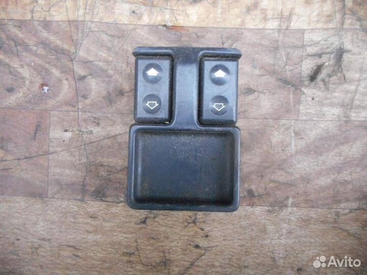 Блок управления стеклоподъемниками BMW 5-серия E3