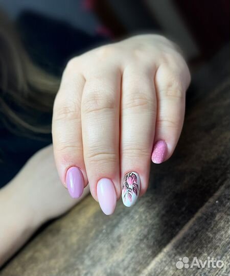 Маникюр, педикюр, наращивание ногтей