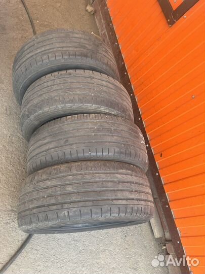 Yokohama Advan Sport V103 235/55 R17 103Y