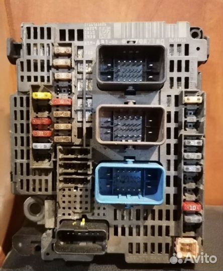 Блок BSM citroen C4 (модель:9677987180)