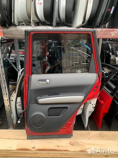 Дверь задняя правая Nissan x-trail t31