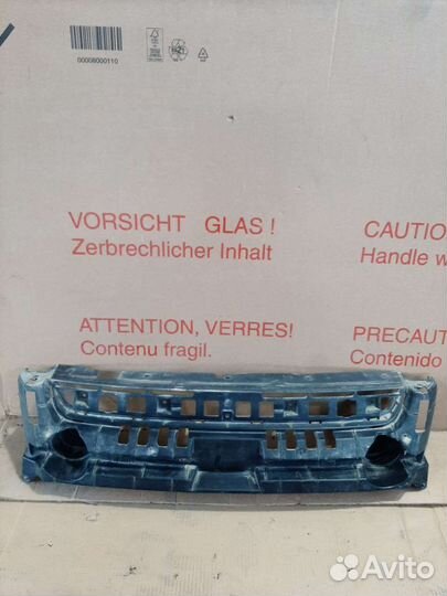 Кронштейн решетки радиатора ford kuga 2