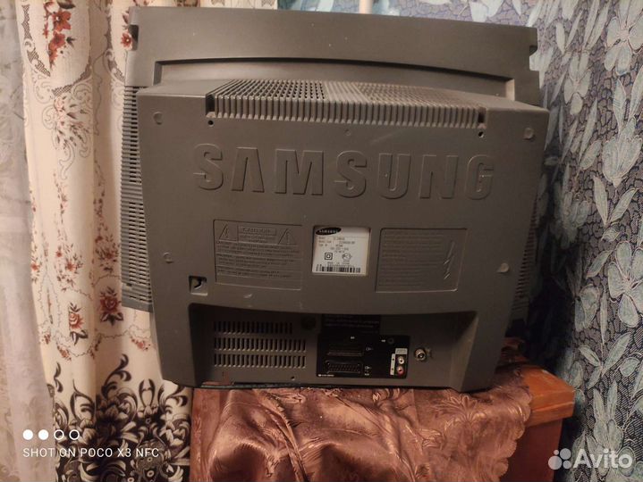 Телевизор samsung