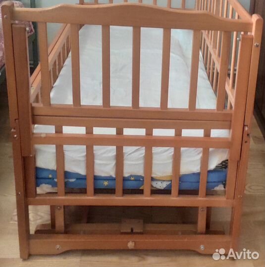 Детская кровать-трансформер с функцией качания