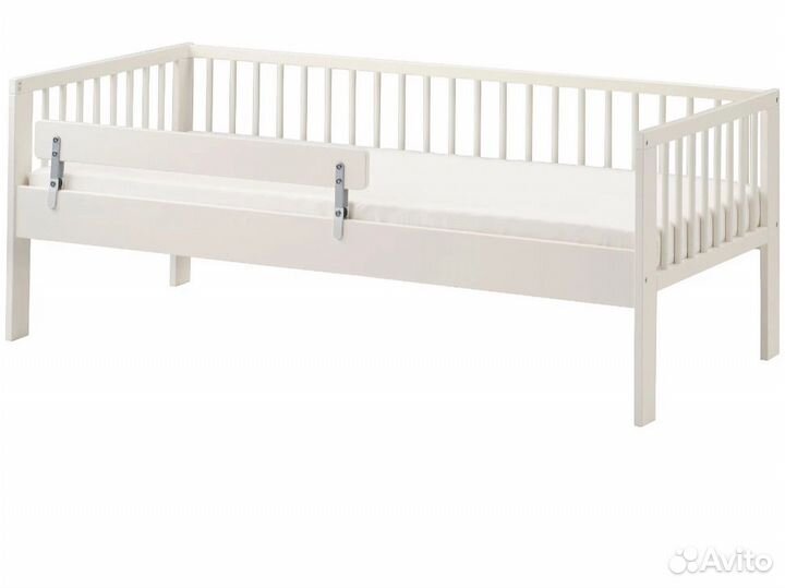 Кровать IKEA гуливер с матрасом