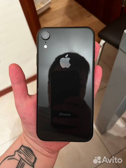 iPhone XR Black 128Gb