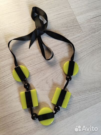 Бусы дизайнерские