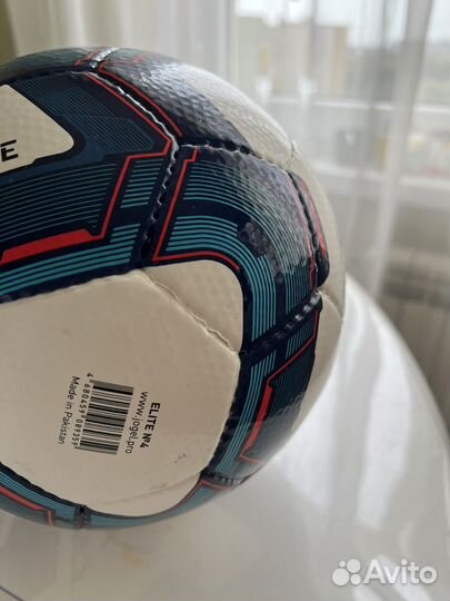 Футбольный мяч размер 4