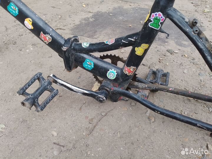 Рама велика аист