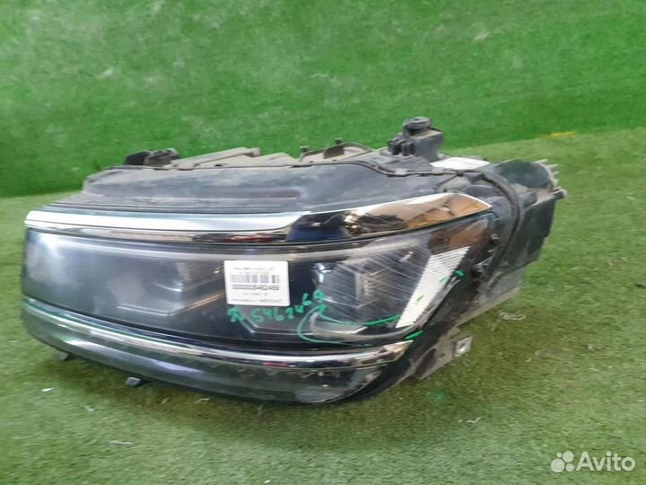 Фара левая Volkswagen Tiguan