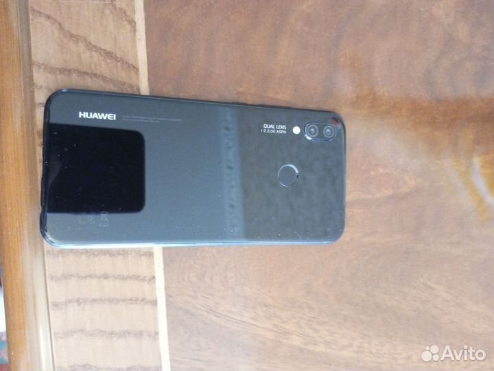HUAWEI P20 Lite, 4/64 ГБ