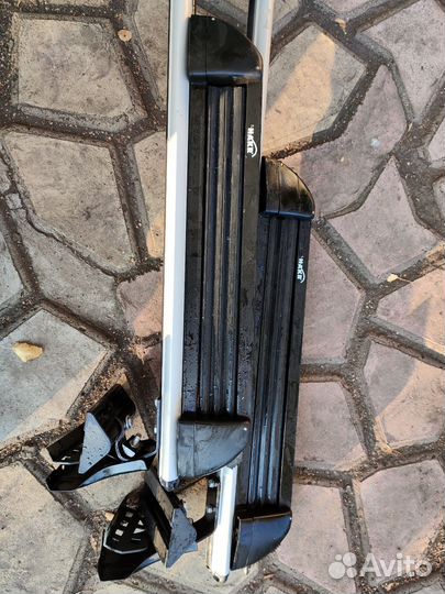 Дуги на крышу авто и крепления для лыж