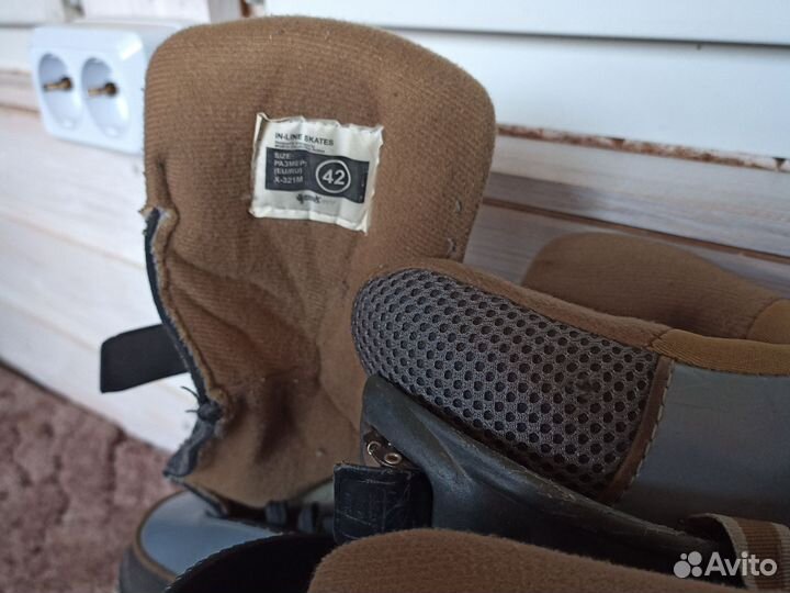 Роликовые коньки мужские. 42 размер