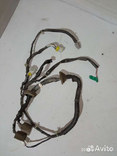 Проводка двери nissan primera p10