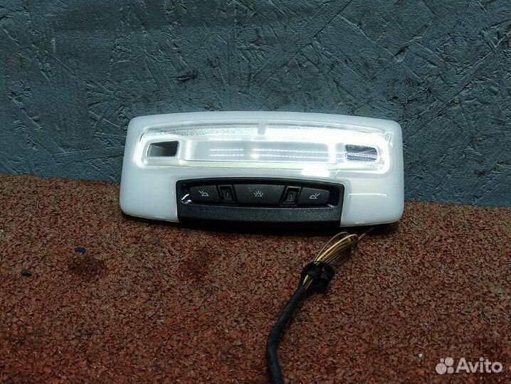 Плафон салонный задний Bmw F30