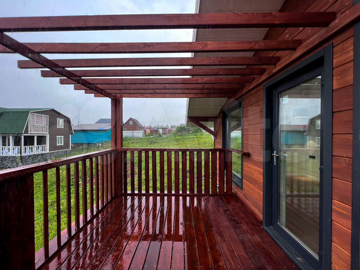 Дом 107 м² на участке 6 сот.