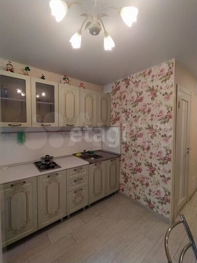 1-к. квартира, 38 м², 1/10 эт.