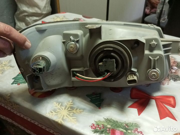 Передние фары на hyundai accent