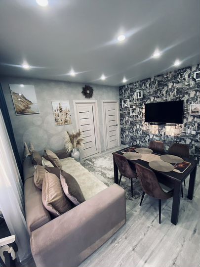 2-к. квартира, 58,5 м², 1/9 эт.