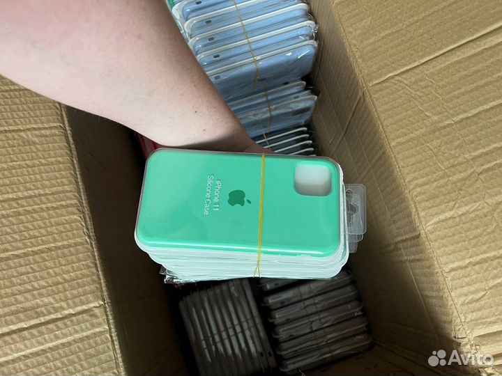 Чехлы силиконовые iPhone 11/13