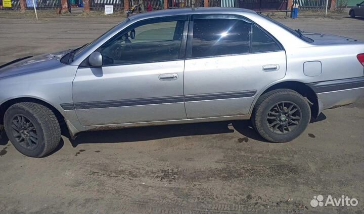 Toyota Carina 1.8 AT, 1987, 320 000 км