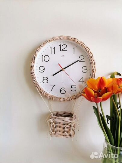 Воздушный шар с корзиной