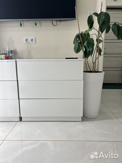 Комод белый