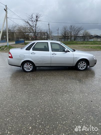 Бампер передний priora 1