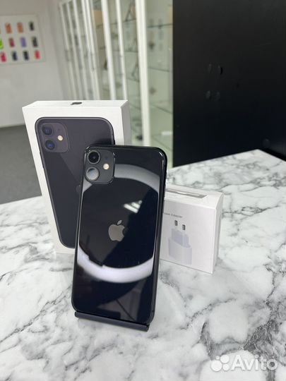iPhone 11, 64 ГБ