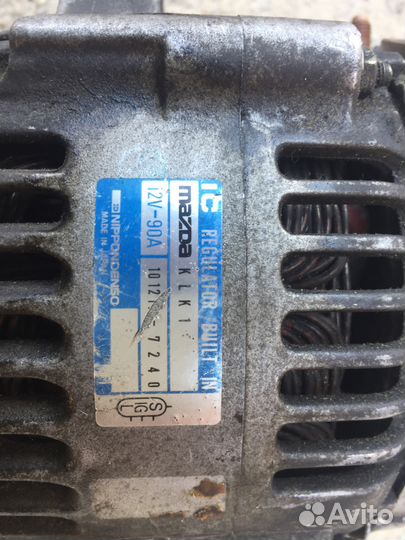 Генератор на Мазда 90А 101211-7240 denso