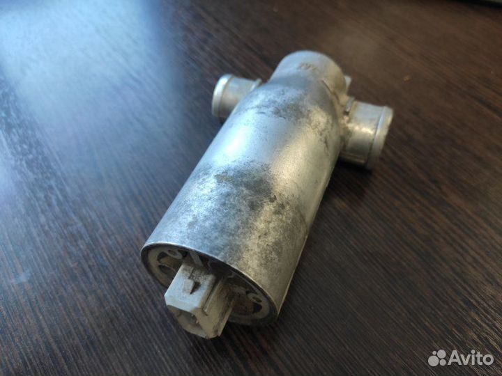 Клапан холостого хода Bmw 520I E39 M52 1996