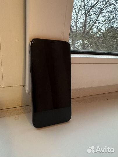 iPhone X, 256 ГБ