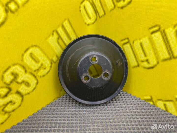 Шкив насоса гур Mercedes-Benz S-Class W140